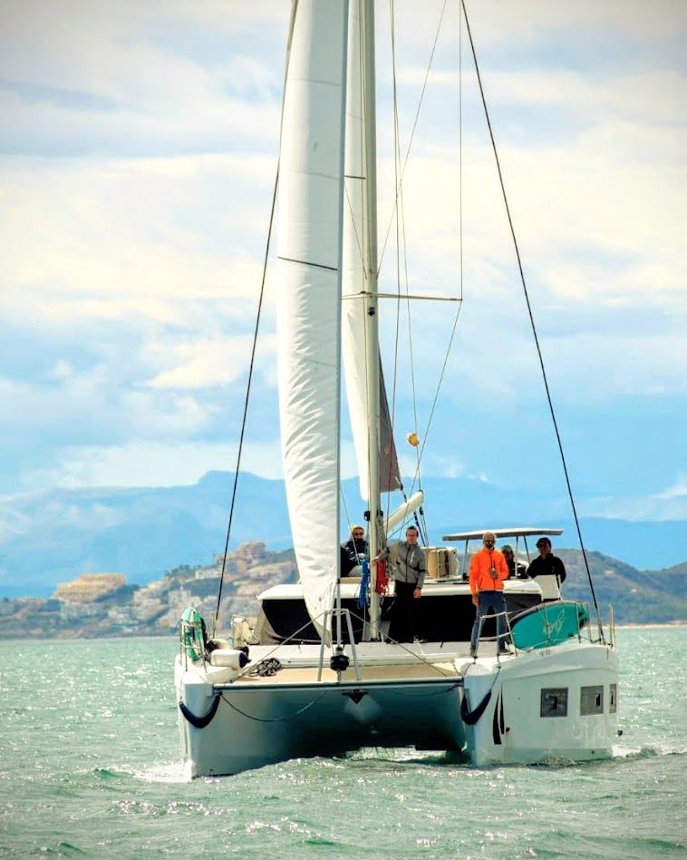 Aventura 37 Cruiser · MANALUA, Aventura · 37 Cruiser — 18
