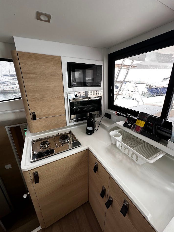 Aventura 37 Cruiser · MANALUA, Aventura · 37 Cruiser — 24