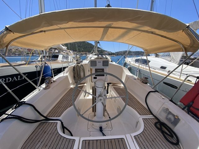 Beneteau Oceanis 323, Beneteau · Oceanis 323 — 12