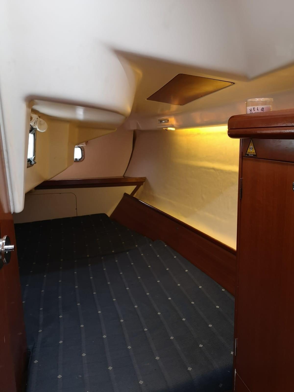 Beneteau Oceanis 323, Beneteau · Oceanis 323 — 4