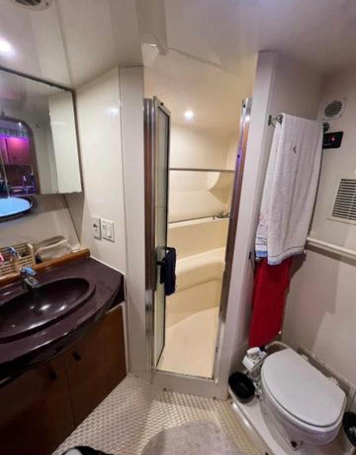 Carver Mariner 350 · SURIAN, Carver · Mariner 350 — 10