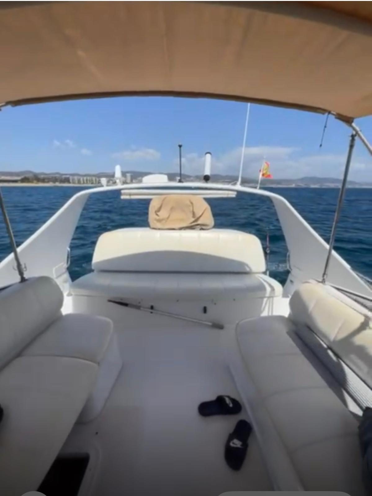 Carver Mariner 350 · SURIAN, Carver · Mariner 350 — 14