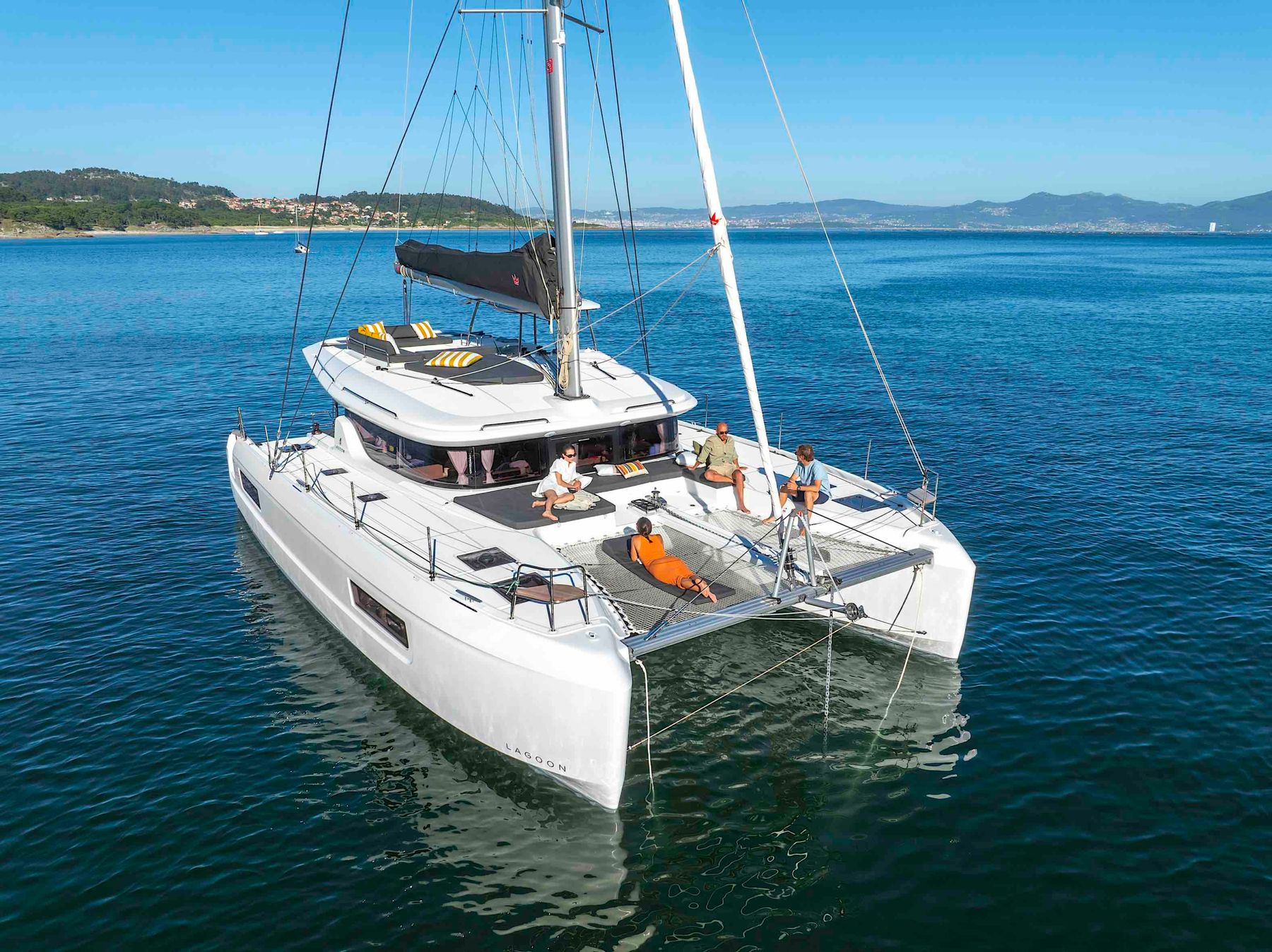 Lagoon 43 - WHITE PEARL, Lagoon · 43