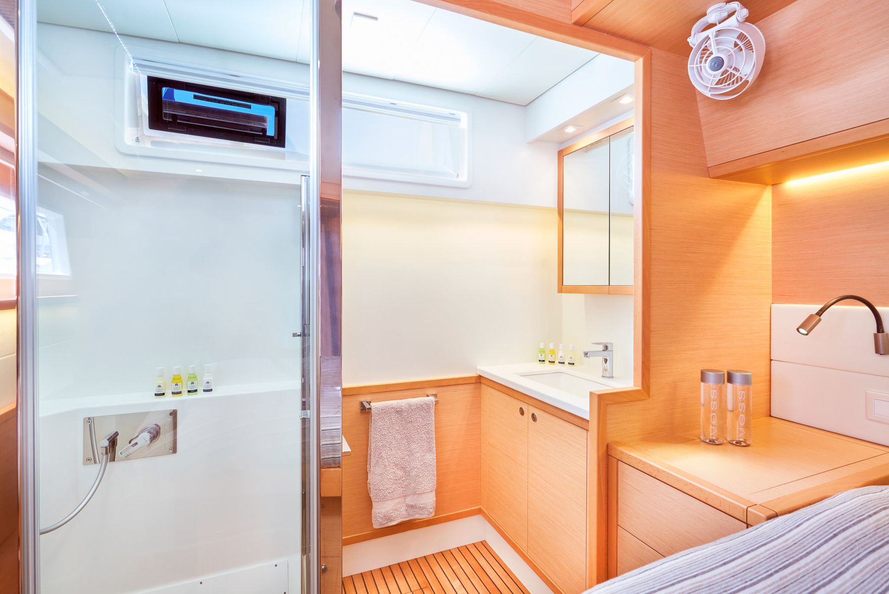 Lagoon 52 - FLOW, Lagoon · 52 F Grand Luxe — 11