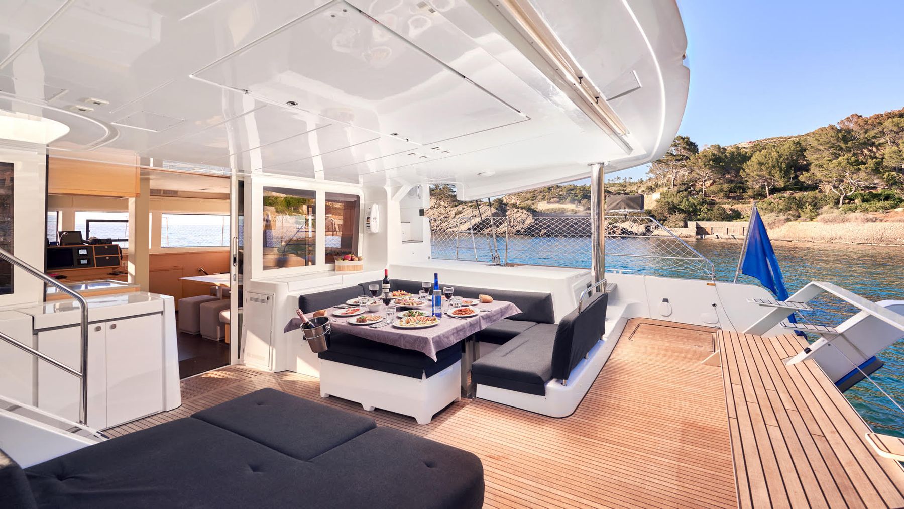 Lagoon 52 - FLOW, Lagoon · 52 F Grand Luxe — 3