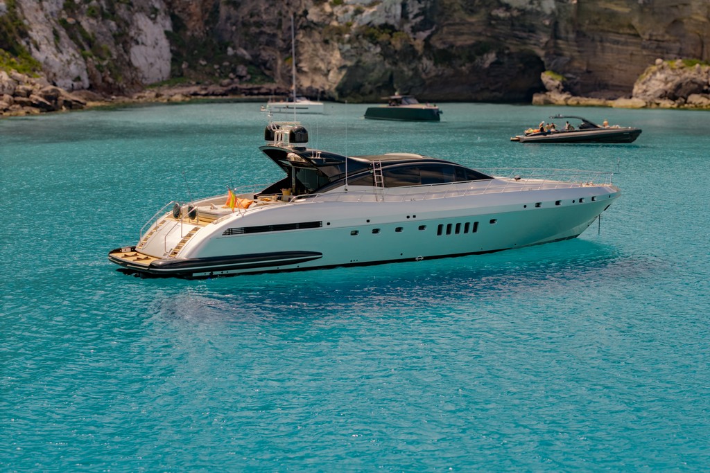 Mangusta 92 - DRIFT, Mangusta · 92 — 9