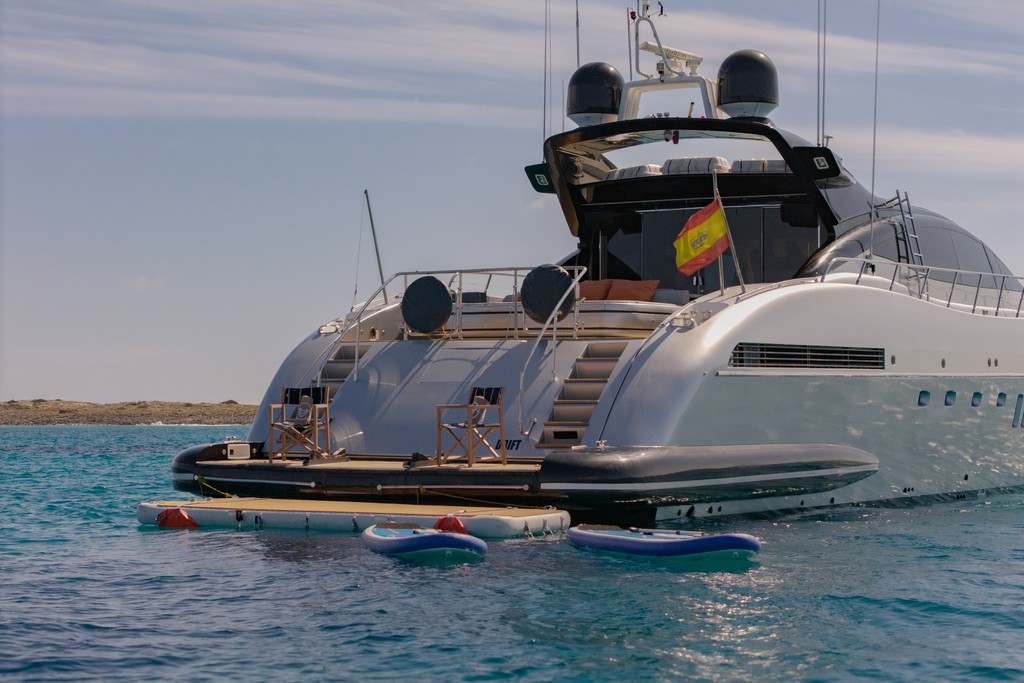 Mangusta 92 - DRIFT, Mangusta · 92 — 42