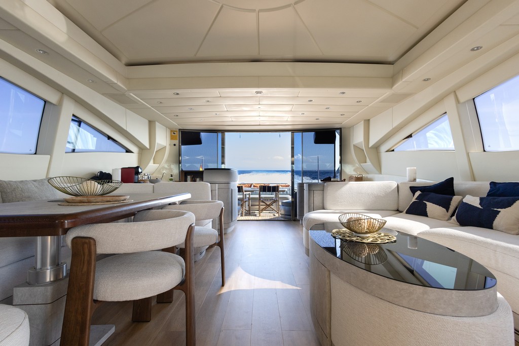 Mangusta 92 - DRIFT, Mangusta · 92 — 75