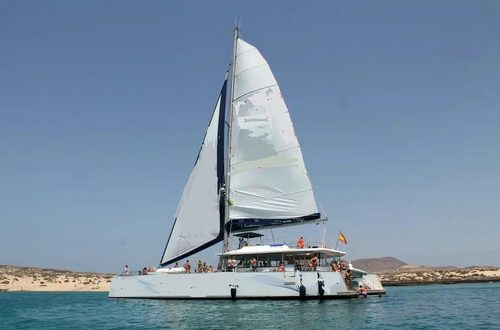 PRINCESS CAT · catamarán de pasaje para 150 personas, Astilleros Port Pin-Rolland · Catamarán de vela de pasaje — 24