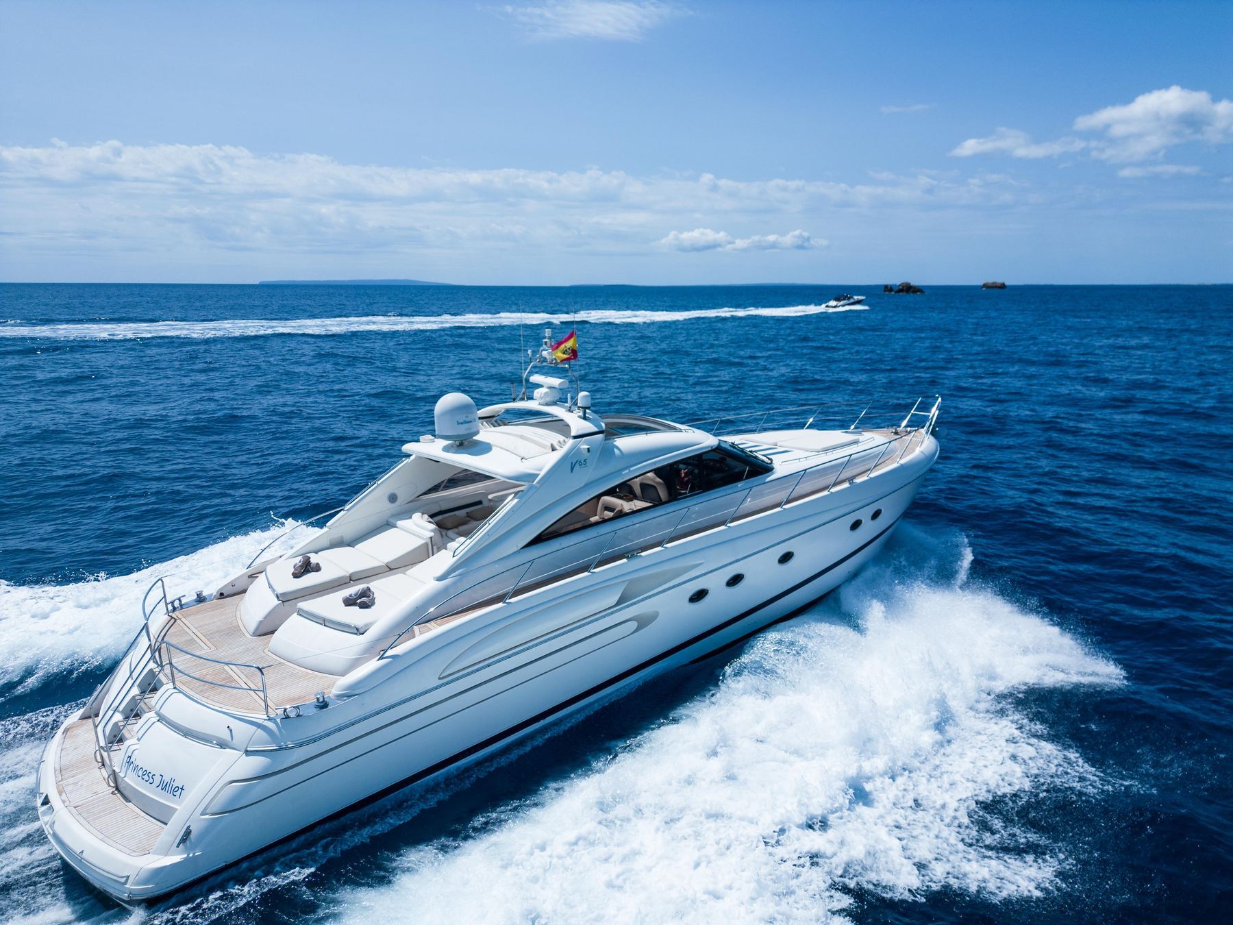 Princess V65 - JULIET, Princess · V65 — 14