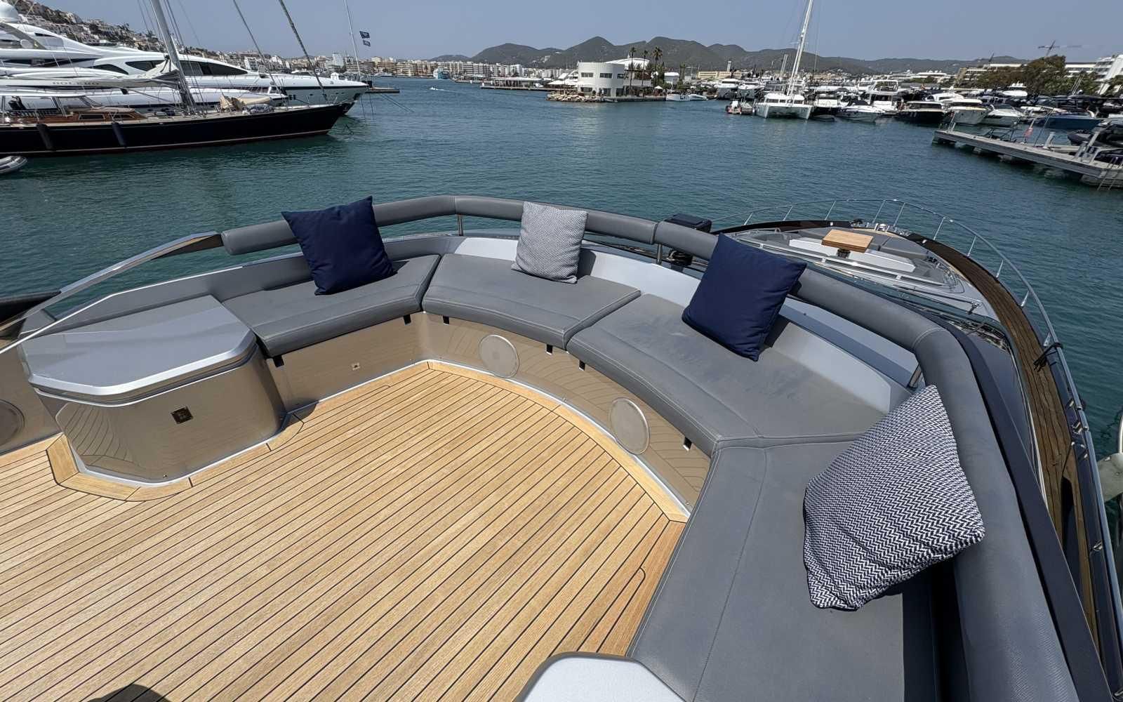Riva Perseo 76 - REMARE, Riva · Perseo 76 — 12