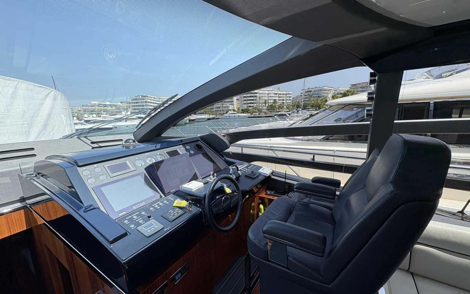 Riva Perseo 76 - REMARE, Riva · Perseo 76 — 9