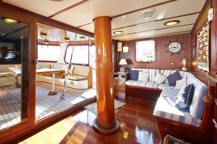 Southern Cross, Yarrow & Co. · Ketch 33 m — 12