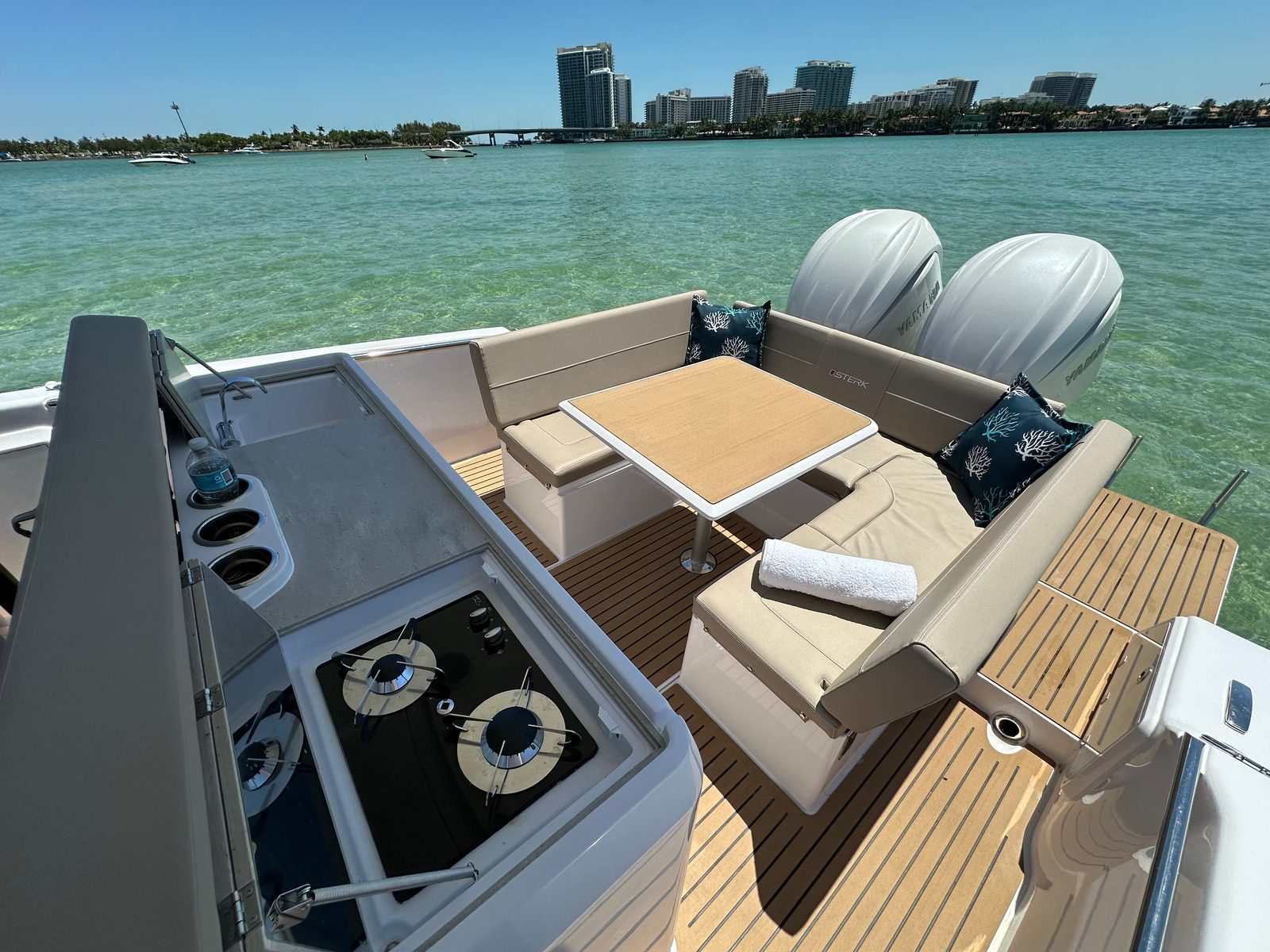 Sterk 31 Just Chill, Sterk 31 WB · Sterk 31 Just — 14