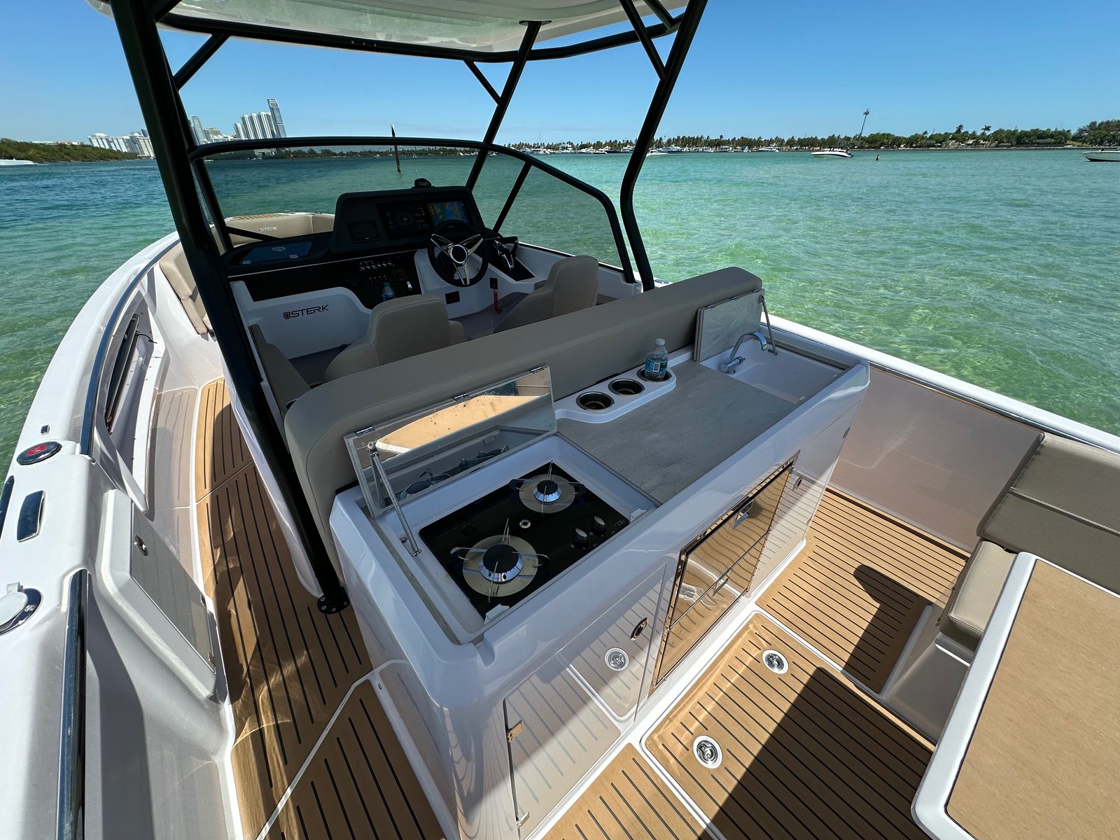 Sterk 31 Just Chill, Sterk 31 WB · Sterk 31 Just — 15