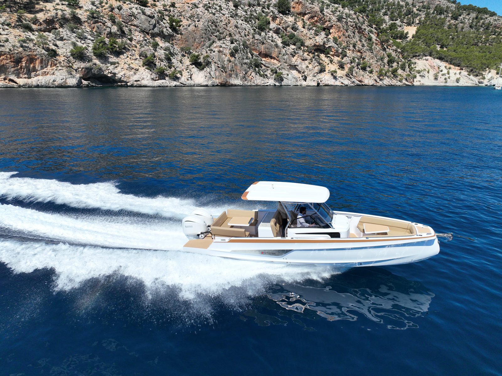 Sterk 31 Just Chill, Sterk 31 WB · Sterk 31 Just — 4