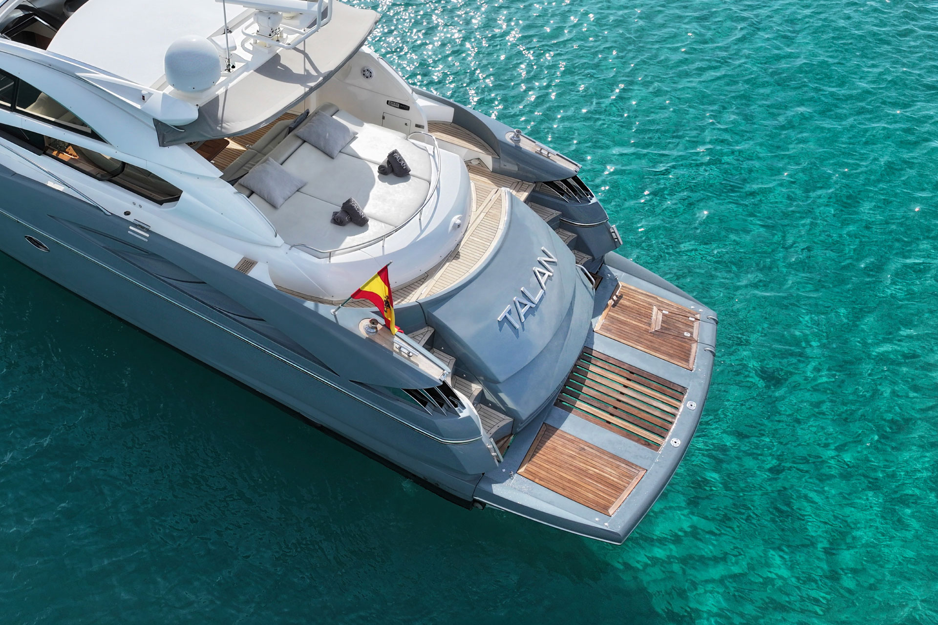 Sunseeker Predator 68 - TALAN, Sunseeker Predator · 68 — 5